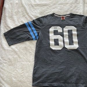 Mens NFL Chargers Shirt- Half-Sleeve- Size XLarge. Excellent Condition